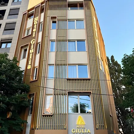Giulia Center Ξενοδοχείο 4*