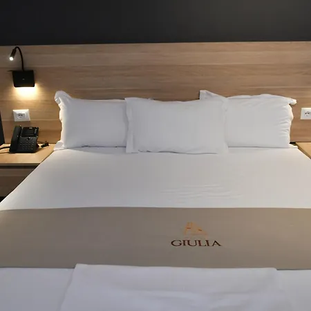 Giulia Center Ξενοδοχείο