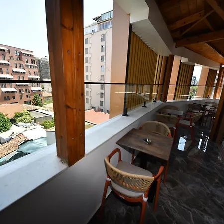 Giulia Center Ξενοδοχείο Τίρανα
